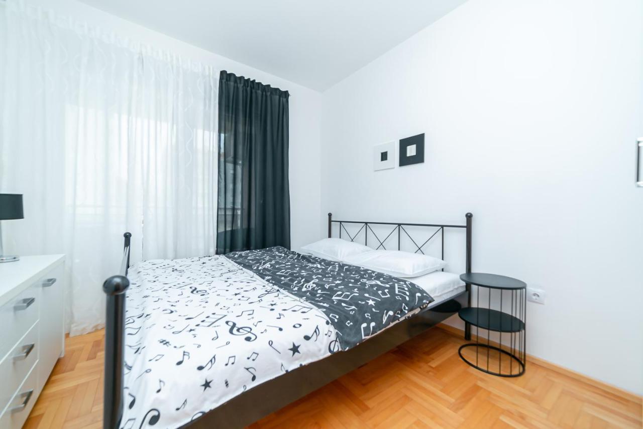 Apartman Marija บุดวา ภายนอก รูปภาพ